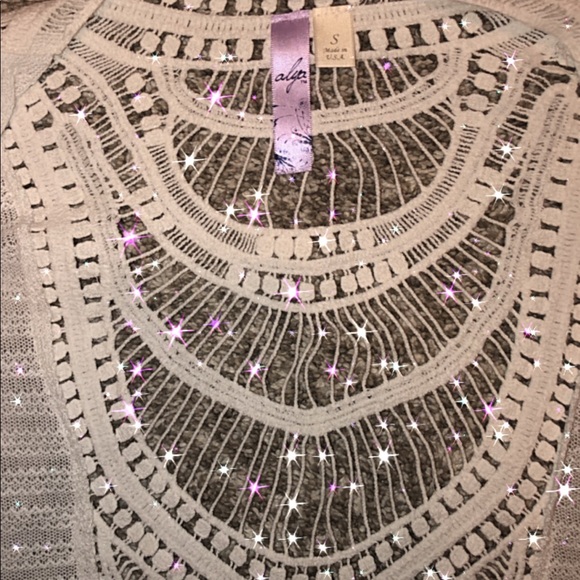 ✨gorgeous white lace cardigan✨ - Picture 4 of 5